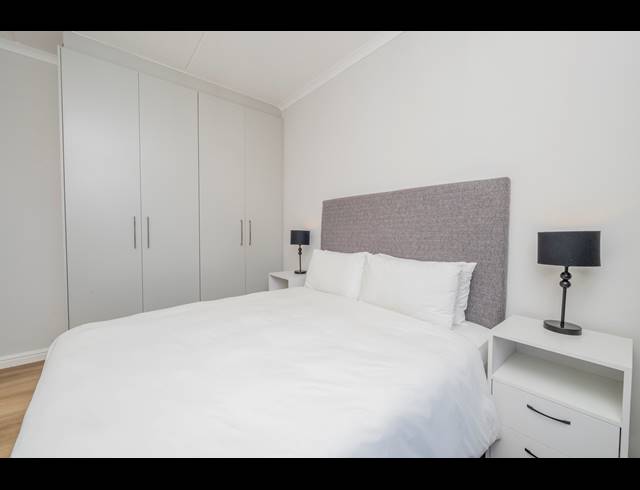 3 BEDROOM APARTMENT FOR SALE IN SANDOWN